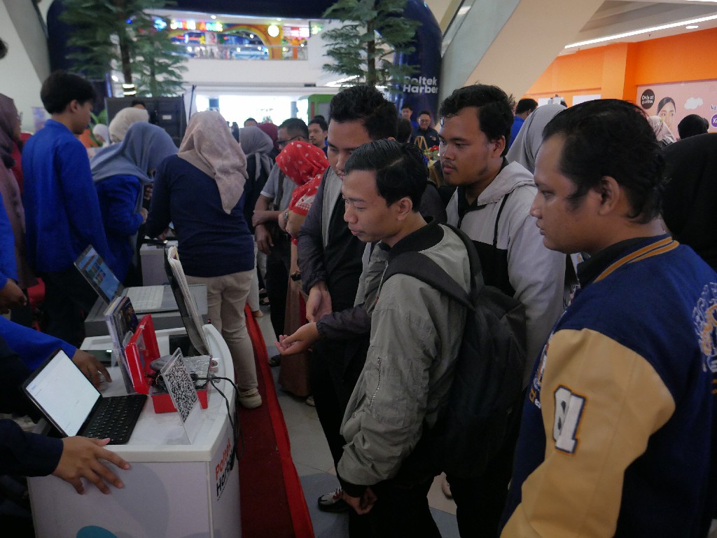 Kenalkan Produk Inovasi Mahasiswa, Poltek Harber Gelar Pameran Teknologi